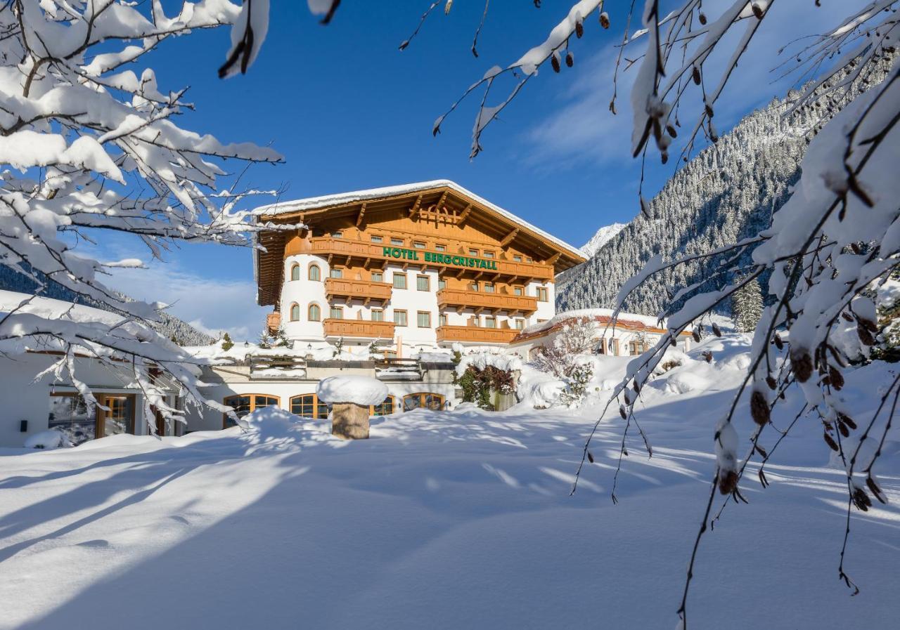 Aktiv & Vitalhotel Bergcristall Neustift im Stubaital Exterior photo